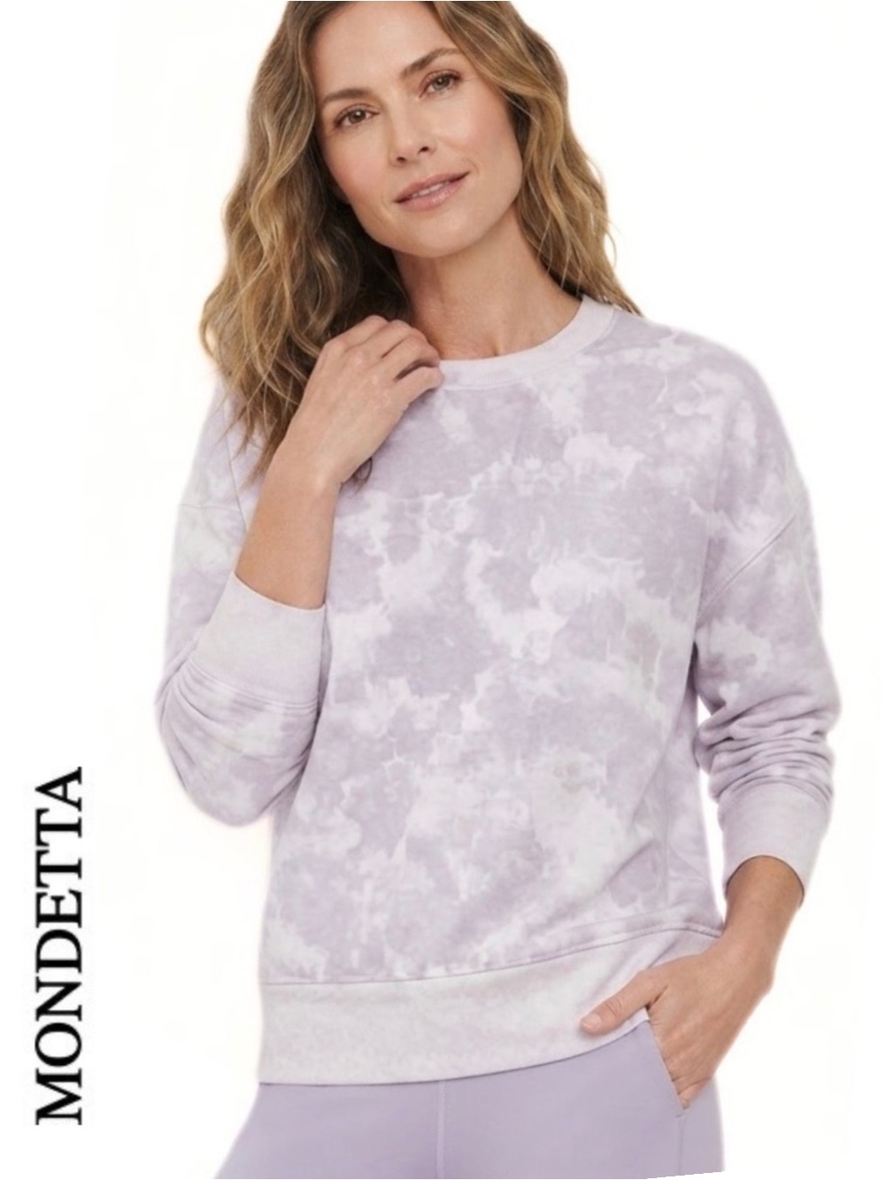 Sweatshirt • EUC
Mondetta• Women’s Floral Casual Sweatshirt